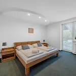 Raketa Residence, Restaurant &