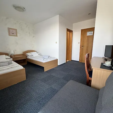 Guest house Raketa Residence, Restaurant & Prievidza