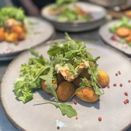 Raketa Residence, Restaurant & ゲストハウス プリエヴィドザ